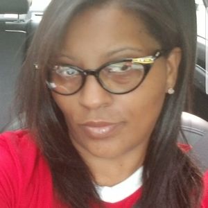 Meet your Posher, Teresa